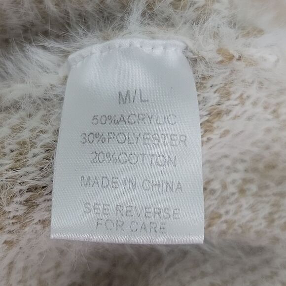 Cream Cheeta Eyelash Sweater Size L - Picture 6 of 6